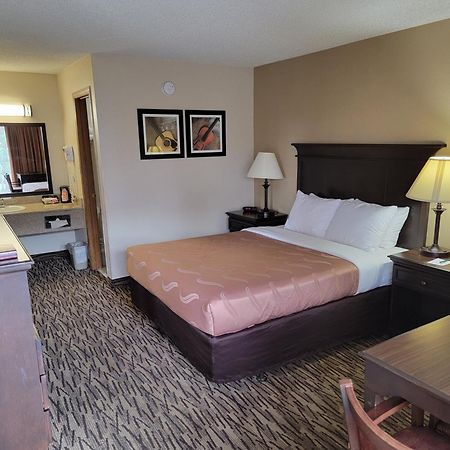 Quality Inn West Branson Exterior photo