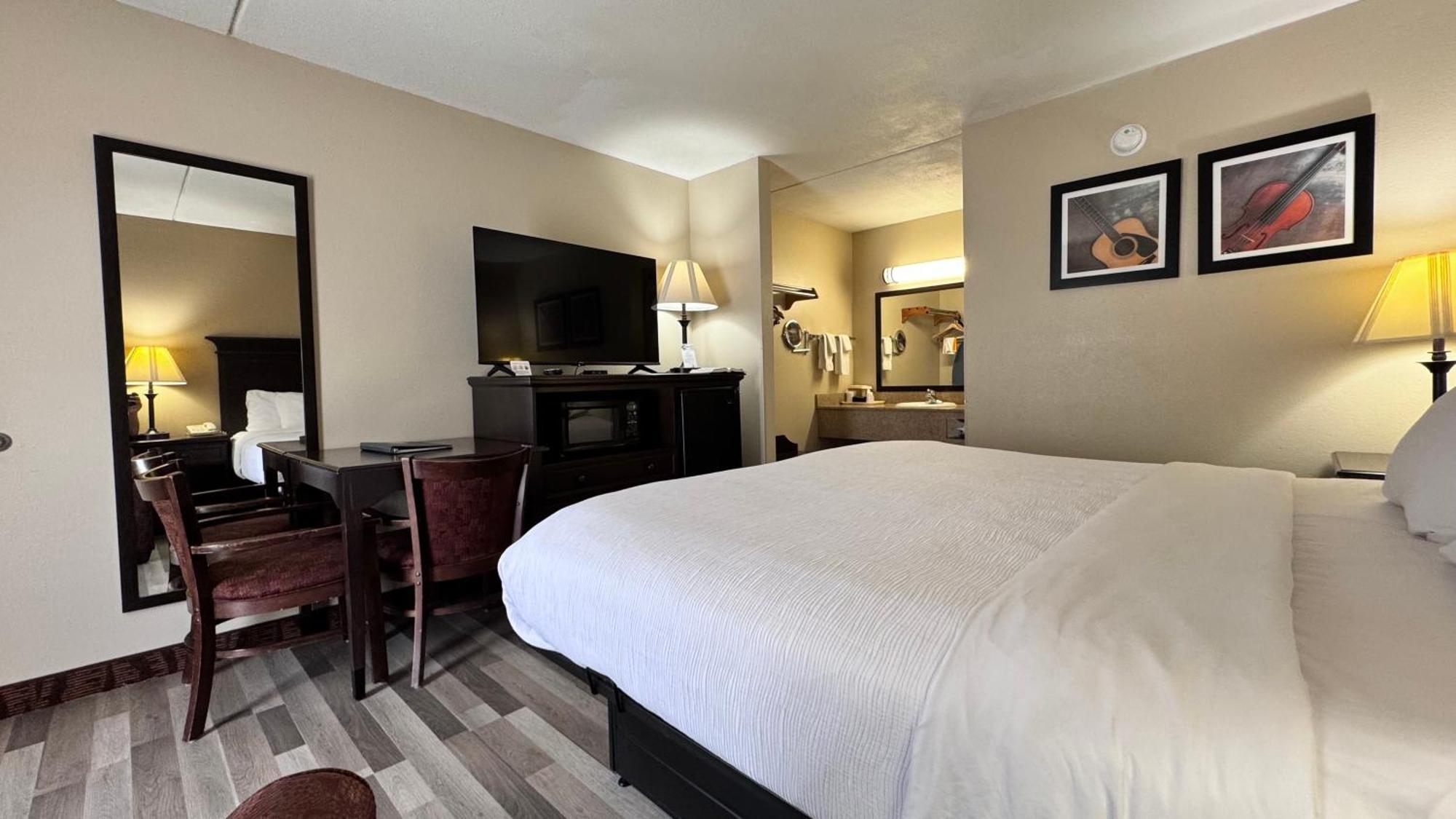 Quality Inn West Branson Exterior photo